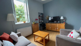 
                                                                                        Vente
                                                                                         APPARTEMENT RENOVE DE 53 M² + MEZZANINE, GARAGE ET 2 STATIONNEMENTS PRIVATIFS