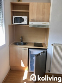 
                                                                                        Location
                                                                                         Appartement Studio 17m²