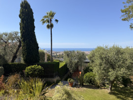 
                                                                                        Vente
                                                                                         Appartement  - Studio  - 18.49 m²