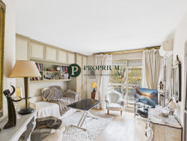 
                                                                                        Viager
                                                                                         Appartement, Studio - 210 000 € - Paris