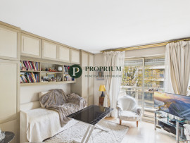 
                                                                                        Viager
                                                                                         Appartement, Studio - 210 000 € - Paris