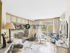 
                                                                                        Viager
                                                                                         Appartement, Studio - 210 000 € - Paris