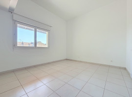 
                                                                                        Vente
                                                                                         Appartement  - Studio  - 27.0 m²