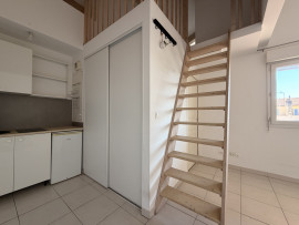 
                                                                                        Vente
                                                                                         Appartement  - Studio  - 27.0 m²
