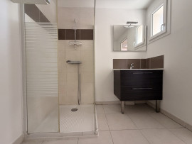 
                                                                                        Vente
                                                                                         Appartement  - Studio  - 27.0 m²