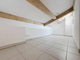 
                                                                                        Vente
                                                                                         Appartement  - Studio  - 27.0 m²