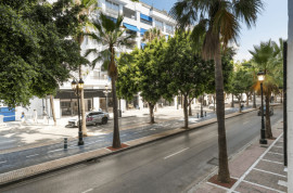 
                                                                                        Vente
                                                                                         Appartement sur la Marina de Puerto Banus
