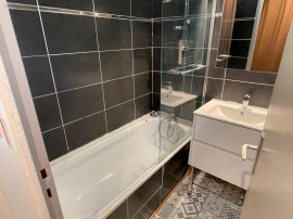 
                                                                                        Location
                                                                                         Appartement T1bis meublé – Bordeaux Centre proche