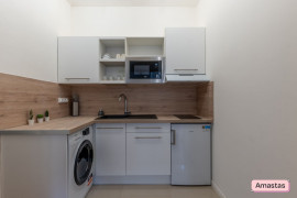 
                                                                                        Location
                                                                                         Appartement T1bis rénové et meublé au coeur de Bordeaux