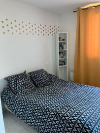 
                                                                                        Location
                                                                                         Appartement T2, 2 terrasses, parking