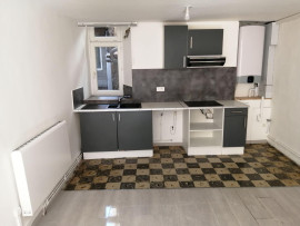 
                                                                                        Location
                                                                                         Appartement T2 37 m²