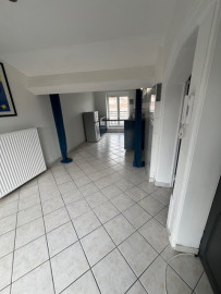 
                                                                                        Location
                                                                                         Appartement T2 40m² à Saint-Étienne