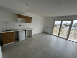 
                                                                                        Location
                                                                                         Appartement T2 42m² à Cenon