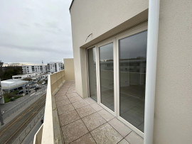 
                                                                                        Location
                                                                                         Appartement T2 42m² à Cenon