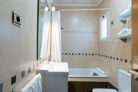 
                                                                                        Location
                                                                                         Appartement T2 52m² Saint-Denis