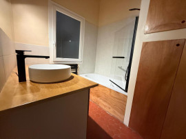 
                                                                                        Location
                                                                                         Appartement T2 - 60m² - Quartier Saint Victor