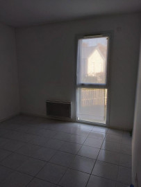 
                                                                                        Location
                                                                                         Appartement T2 avec balcon