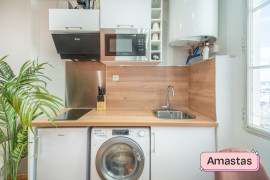 Location
Appartement T2 avec son balcon filant en plein cœur du 6eme arrondissement de Marseille
