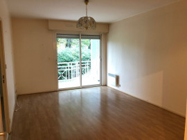 
                                                                                        Location
                                                                                         Appartement T2 dans Résidence-Services