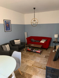 
                                                                                        Vente
                                                                                         Appartement T2 duplex 50m2 entièrement rénové