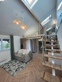 
                                                                                        Location
                                                                                         Appartement T2 meublé 50 m2 loi carrez