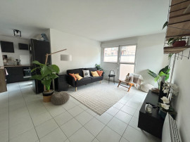 
                                                                                        Location
                                                                                         Appartement T2 meublé, garage et balcon Amiens