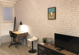 
                                                                                        Location
                                                                                         Appartement  T2 meublé hyper centre Nantes
