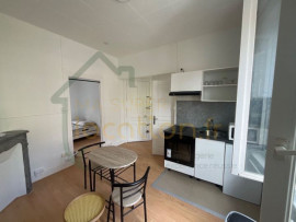 
                                                                                        Location
                                                                                         Appartement T2 meuble, proche centre