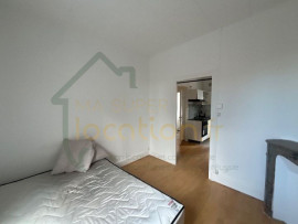 
                                                                                        Location
                                                                                         Appartement T2 meuble, proche centre