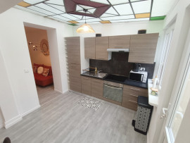 
                                                                                        Location
                                                                                         Appartement T2 meublé, RDC avec cour