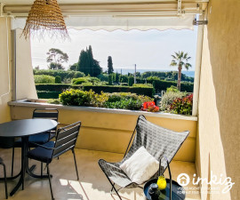 Vente
Appartement T2 offre une vue panoramique sur la me