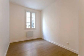 
                                                                                        Location
                                                                                         Appartement T2 refait à neuf Paris 3ème / Marais