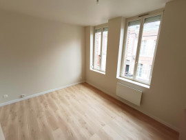 
                                                                                        Location
                                                                                         Appartement T2, rénové, henriville