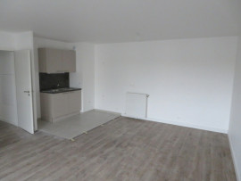 
                                                                                        Location
                                                                                         Appartement T3 65m² à Mérignac