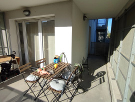 
                                                                                        Location
                                                                                         Appartement T3 65m² à null