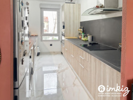 Vente
Appartement T3 de 65 m² avec balcon et box