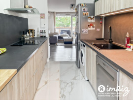 Vente
Appartement T3 de 65 m² avec balcon et box