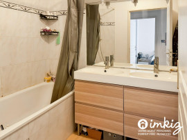 Vente
Appartement T3 de 65 m² avec balcon et box