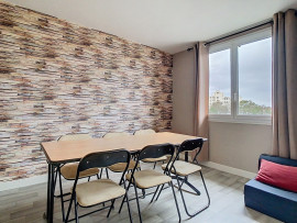 
                                                                                        Vente
                                                                                         APPARTEMENT T3 ENTIEREMENT RENOVE