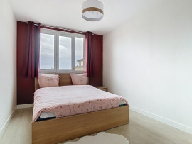 
                                                                                        Vente
                                                                                         APPARTEMENT T3 ENTIEREMENT RENOVE