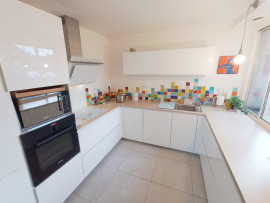 
                                                                                        Vente
                                                                                         Appartement T3 hypercentre avec parking