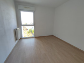 
                                                                                        Vente
                                                                                         Appartement T3 Libre à Bègles