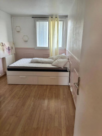 
                                                                                        Location
                                                                                         Appartement T3 meublé à Neuilly-sur-Marne