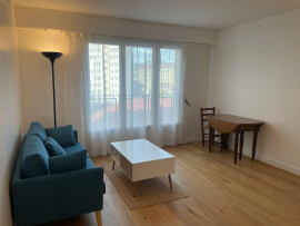 
                                                                                        Location
                                                                                         Appartement T3 meublé totalement rénové