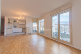 
                                                                                        Location
                                                                                         Appartement T3 Non meublé