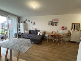 Location
Appartement T3, parkings, balcon