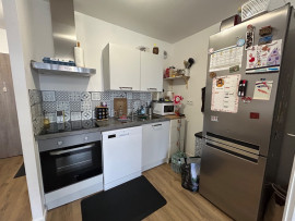 Location
Appartement T3, parkings, balcon