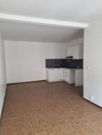 
                                                                                        Location
                                                                                         Appartement T3 quartier calme