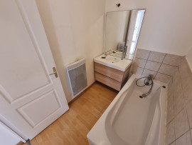 
                                                                                        Location
                                                                                         Appartement T3 rénové Douai