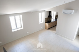 
                                                                                        Location
                                                                                         Appartement T3 vide boulevard de la Libération